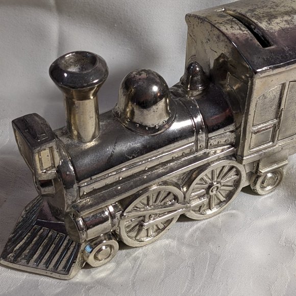 Vintage Metal Money/Bank Train Locomotive Made in Japan Collectible - Picture 1 of 6